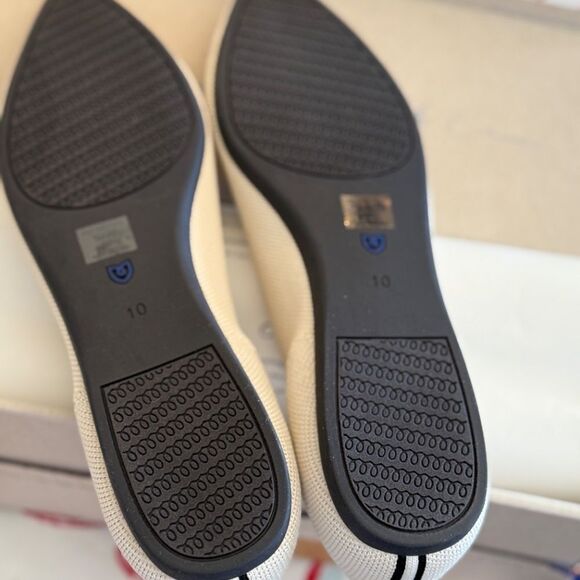 ROTHY'S NWT IN BOX FLATS VANILLA IN COLOR SIZE 10 - Picture 2 of 6